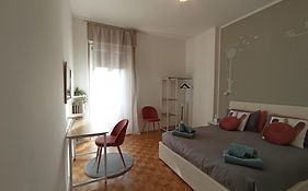 Sweet Lina'S Home
